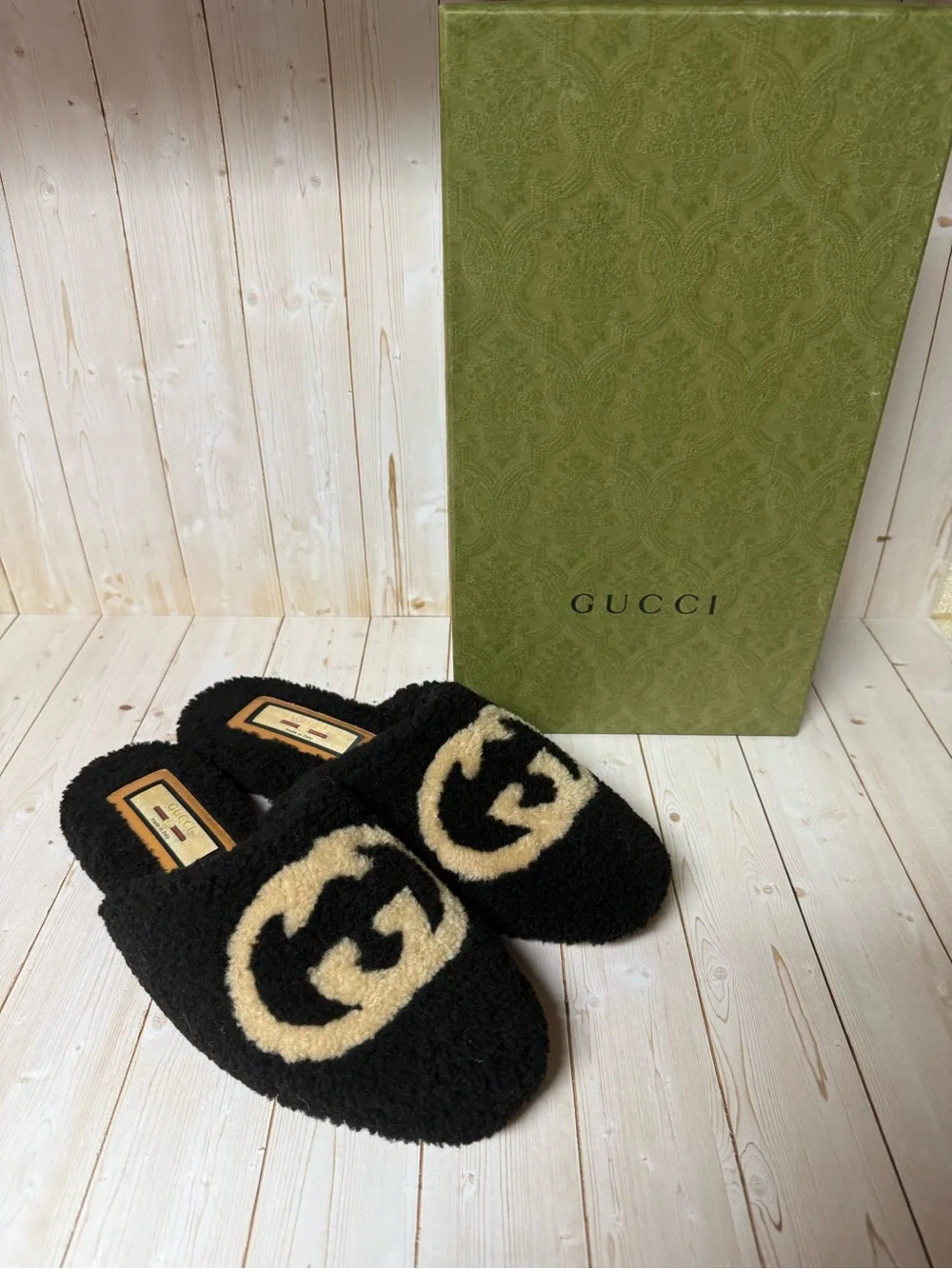 Gucci Faux Shearling Interlocking G Eileen Slipper Mules Black Sz 8G / 8.5US